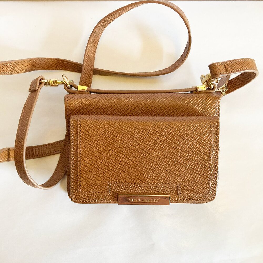 New, Never Used, VINCE Camuto Brown Leather Crossbody wallet Phone Pocket mocha